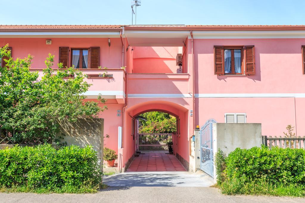L'Aurora Viola Bed & Breakfast Carbonia Dış mekan fotoğraf