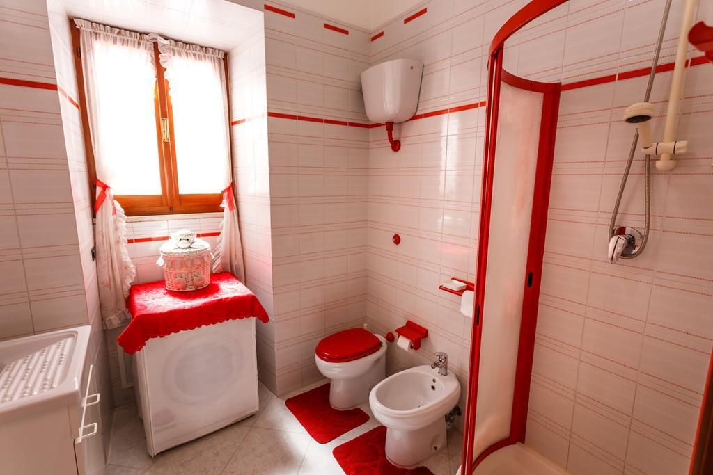 L'Aurora Viola Bed & Breakfast Carbonia Dış mekan fotoğraf