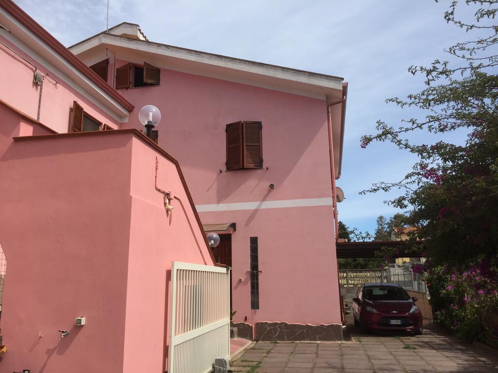L'Aurora Viola Bed & Breakfast Carbonia Dış mekan fotoğraf