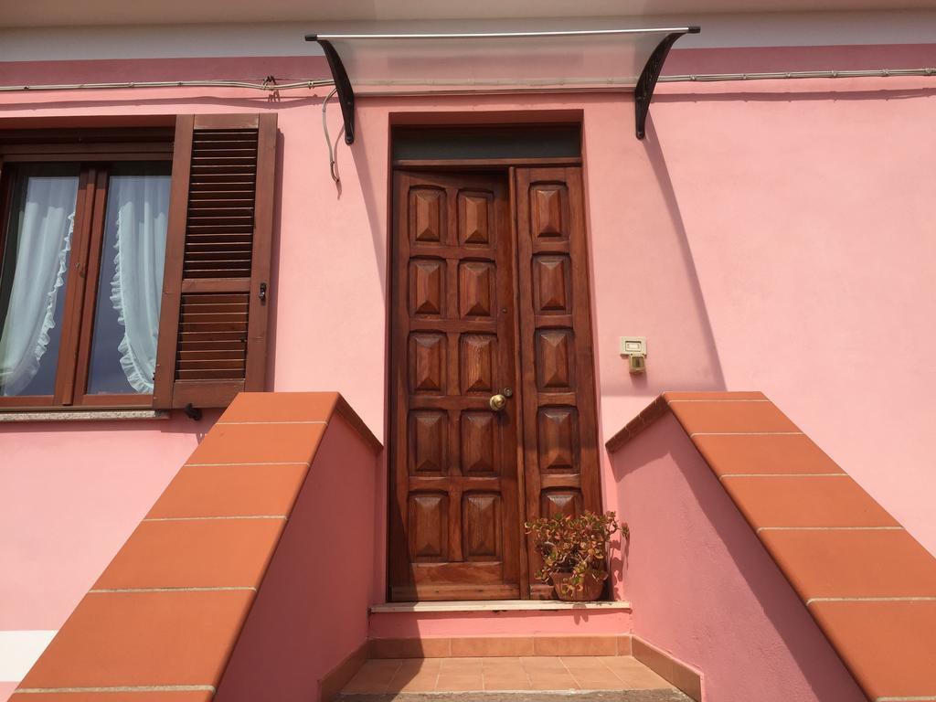 L'Aurora Viola Bed & Breakfast Carbonia Dış mekan fotoğraf