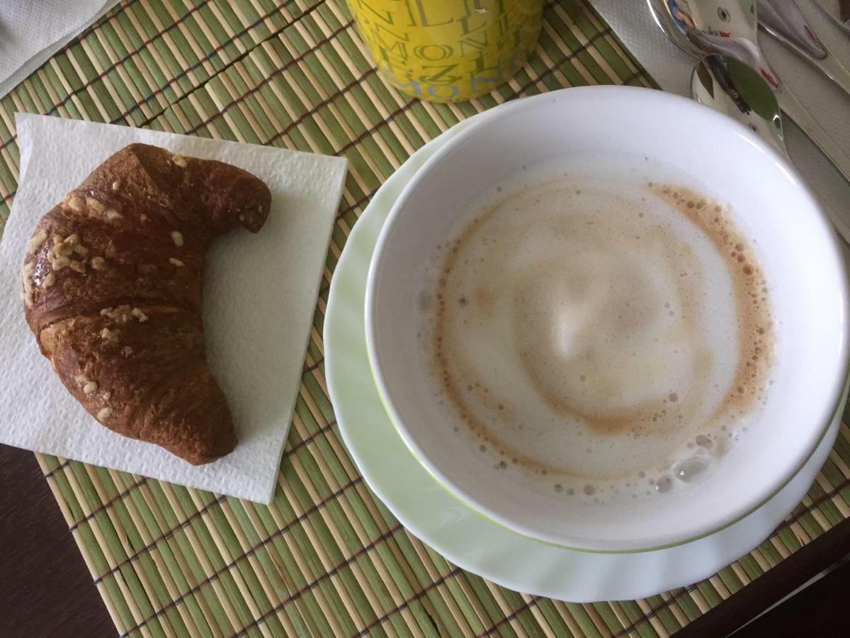 L'Aurora Viola Bed & Breakfast Carbonia Dış mekan fotoğraf